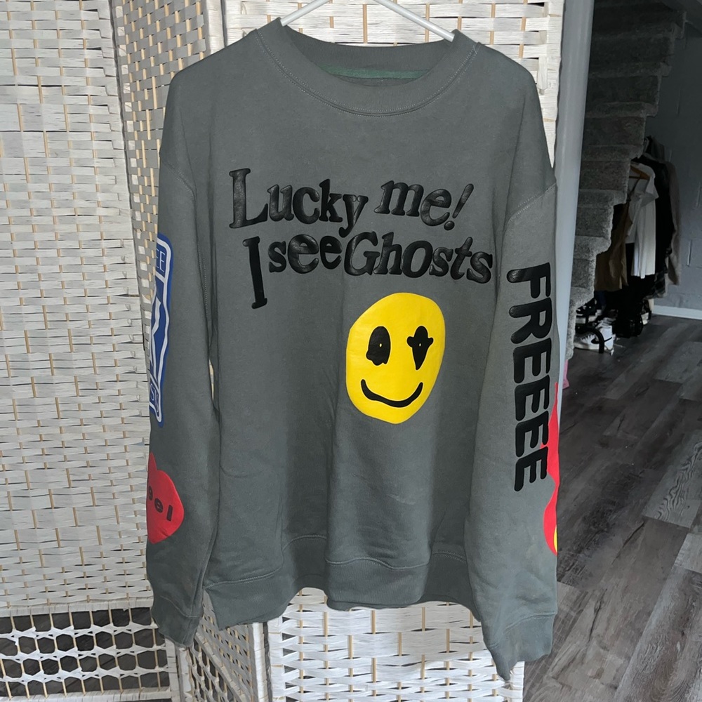 Lucky me sweatshirt
